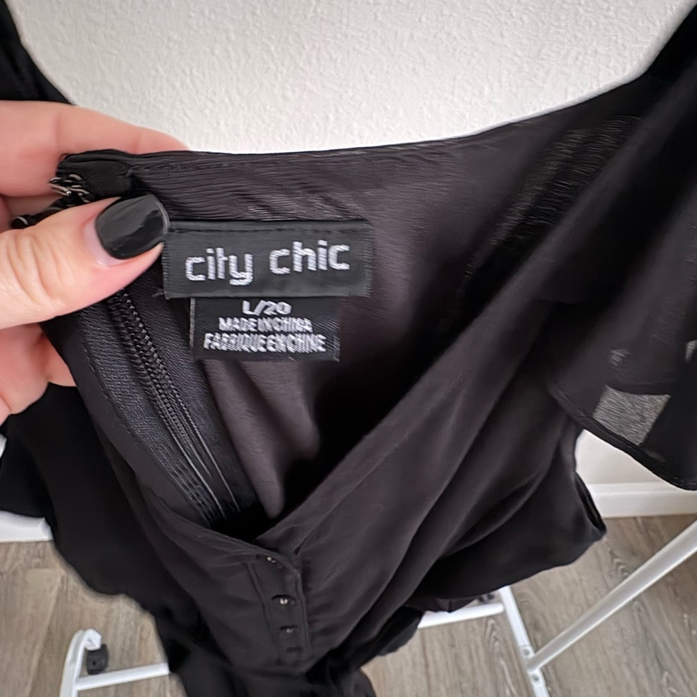 City Chic Size 20 Black Romper with Ruffle Sleeve - Picture 5 of 7
